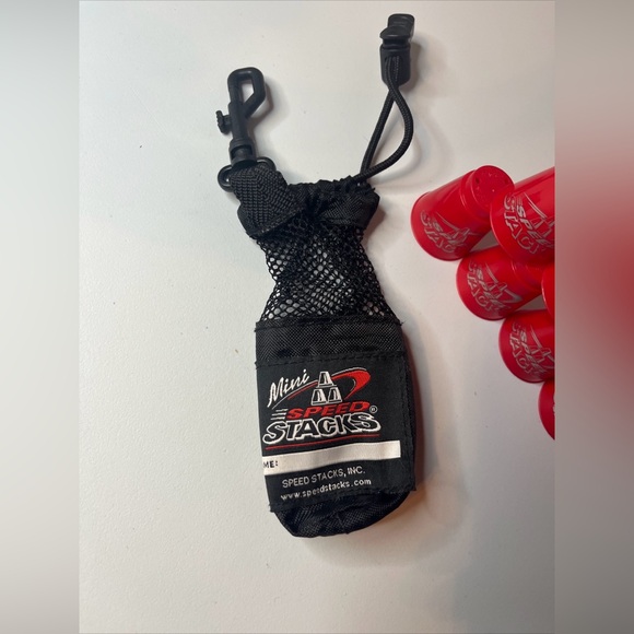 Mini Speed Stacks Red With Silver Print With Bag (12 Cups) EUC - Picture 4 of 4